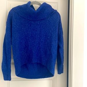 Michael Kors sweater blue size small, medium winter